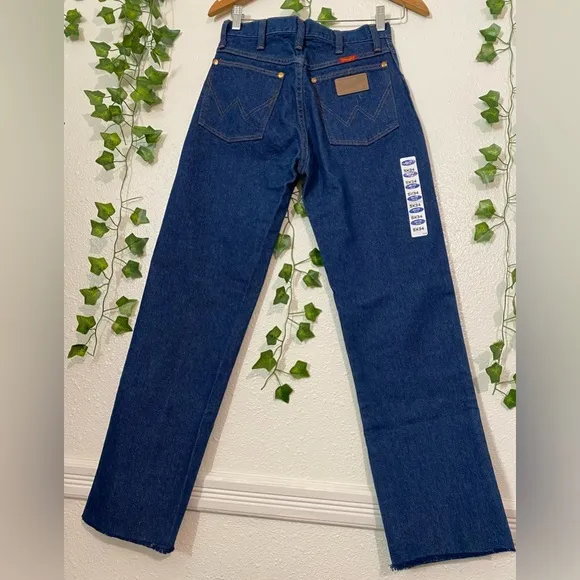 WRANGLER  COWBOY CUT SLIM FIT JEAN IN PREWASHED INDIGO