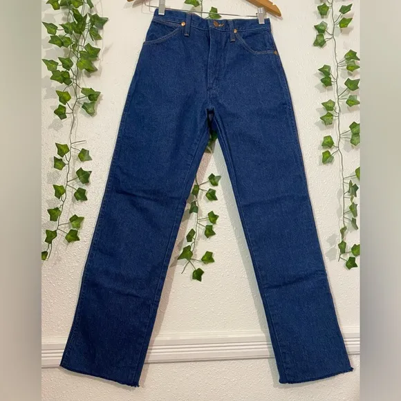 WRANGLER  COWBOY CUT SLIM FIT JEAN IN PREWASHED INDIGO
