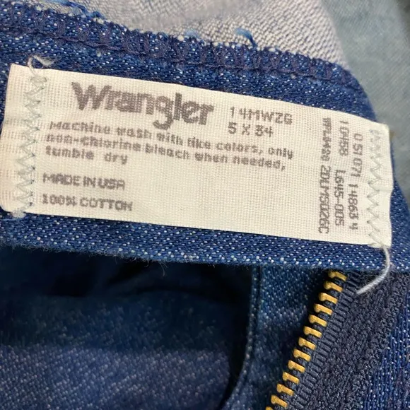 WRANGLER  COWBOY CUT SLIM FIT JEAN IN PREWASHED INDIGO