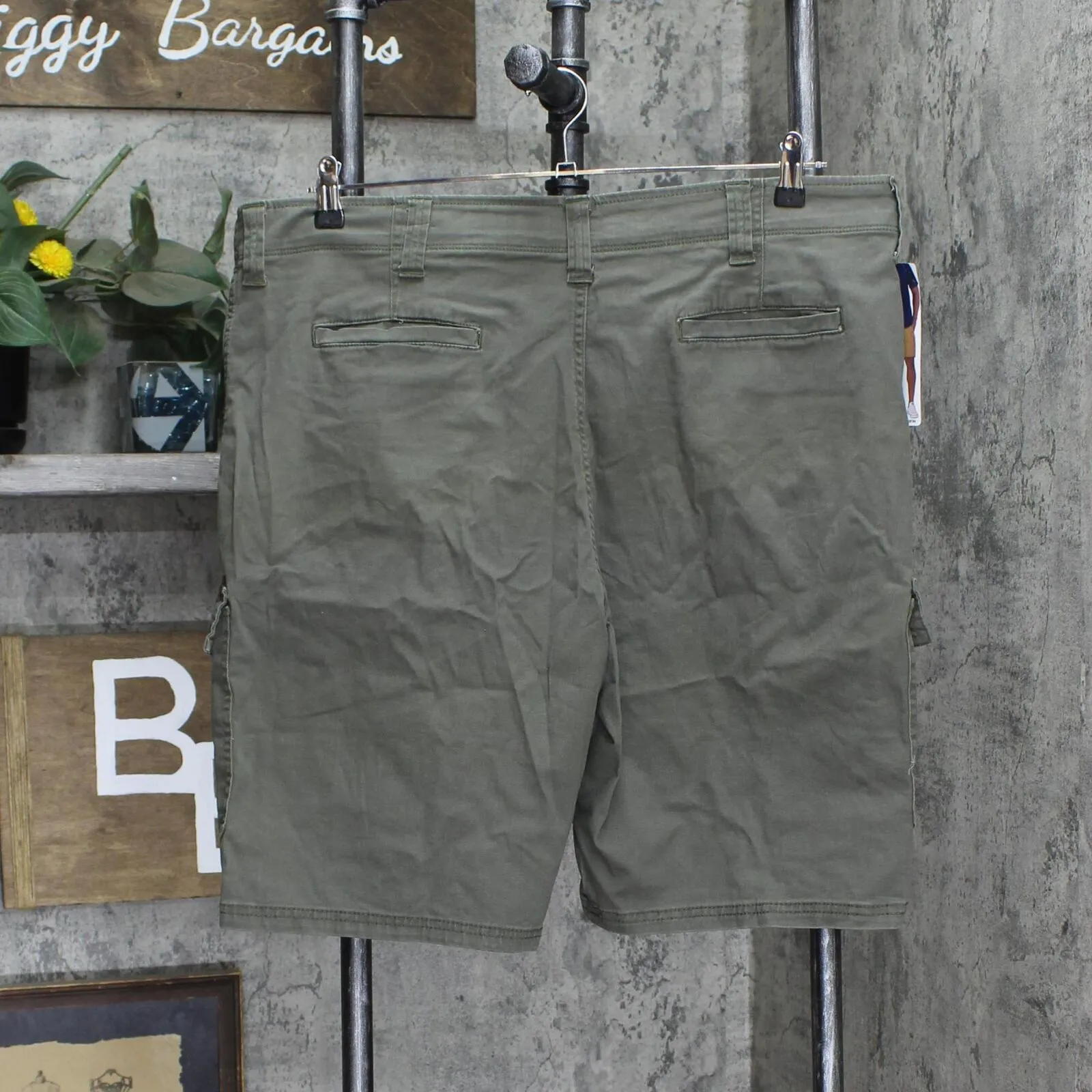 Wrangler Men's Relaxed Fit Cargo Shorts with Stretch 84041132