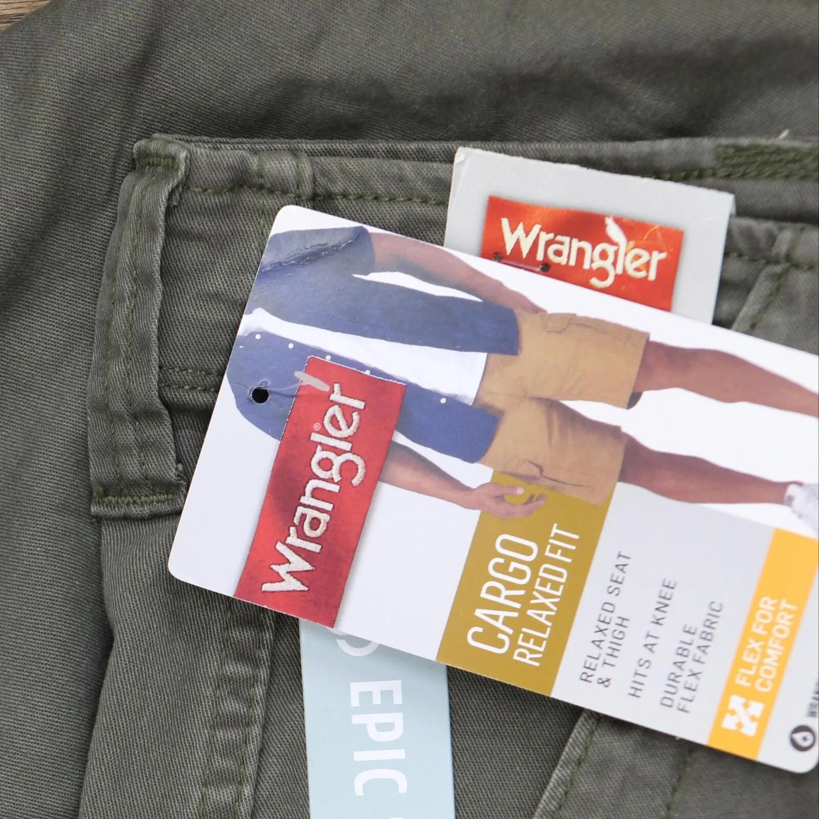 Wrangler Men's Relaxed Fit Cargo Shorts with Stretch 84041132